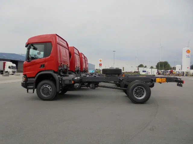 Scania P450 XT 4X4 NIEUW - DEMO - Fahrgestell LKW: das Bild 4 Scania P450 XT 4X4 NIEUW - DEMO - Fahrgestell LKW: das Bild 4