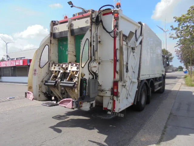Volvo FE 240 - Müllwagen: das Bild 3 Volvo FE 240 - Müllwagen: das Bild 3