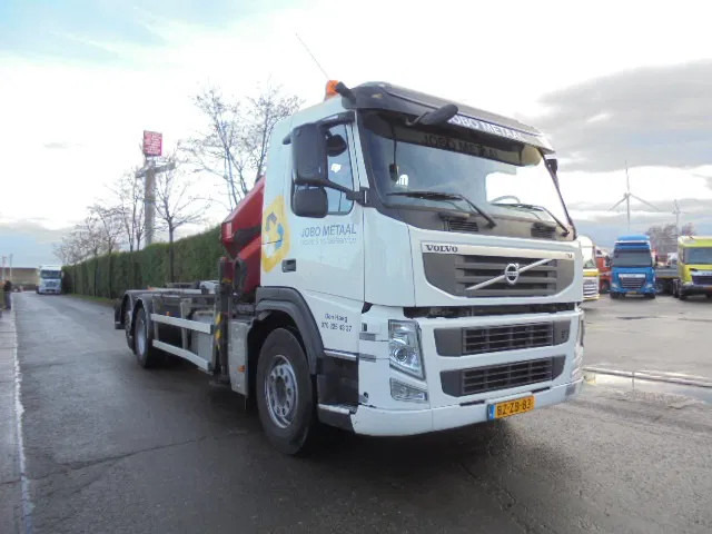 Volvo FM 370 EEV - Seil Abrollkipper, Autokran: das Bild 5 Volvo FM 370 EEV - Seil Abrollkipper, Autokran: das Bild 5