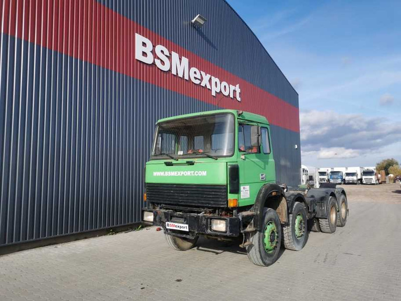 Iveco Magirus 300-34 V8 chassis truck - Fahrgestell LKW: das Bild 1 Iveco Magirus 300-34 V8 chassis truck - Fahrgestell LKW: das Bild 1