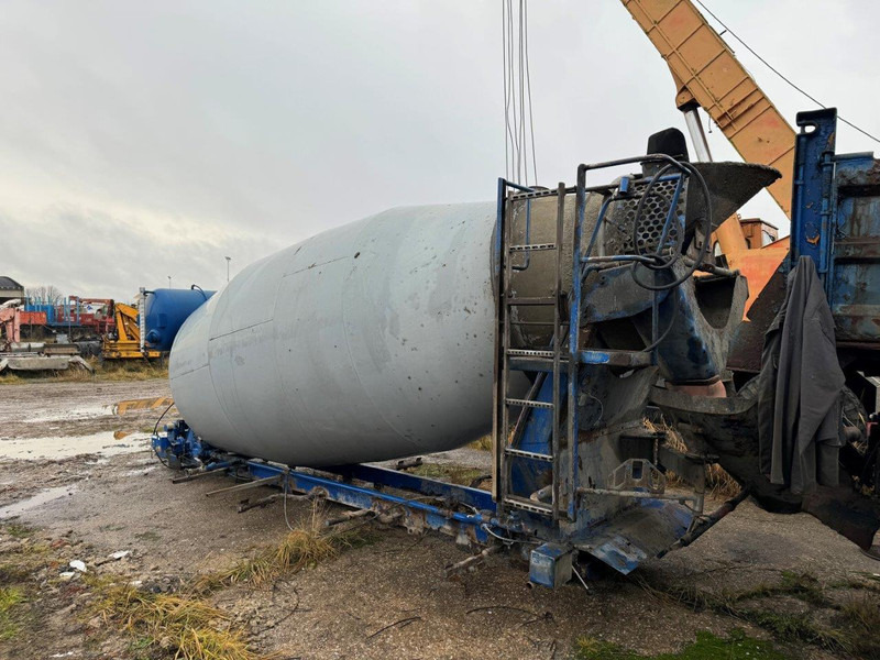 Mercedes-Benz Intermix 10 m3 - Fahrmischer: das Bild 5 Mercedes-Benz Intermix 10 m3 - Fahrmischer: das Bild 5