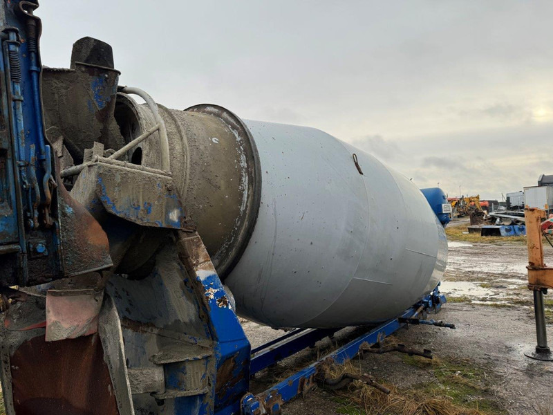 Mercedes-Benz Intermix 10 m3 - Fahrmischer: das Bild 4 Mercedes-Benz Intermix 10 m3 - Fahrmischer: das Bild 4