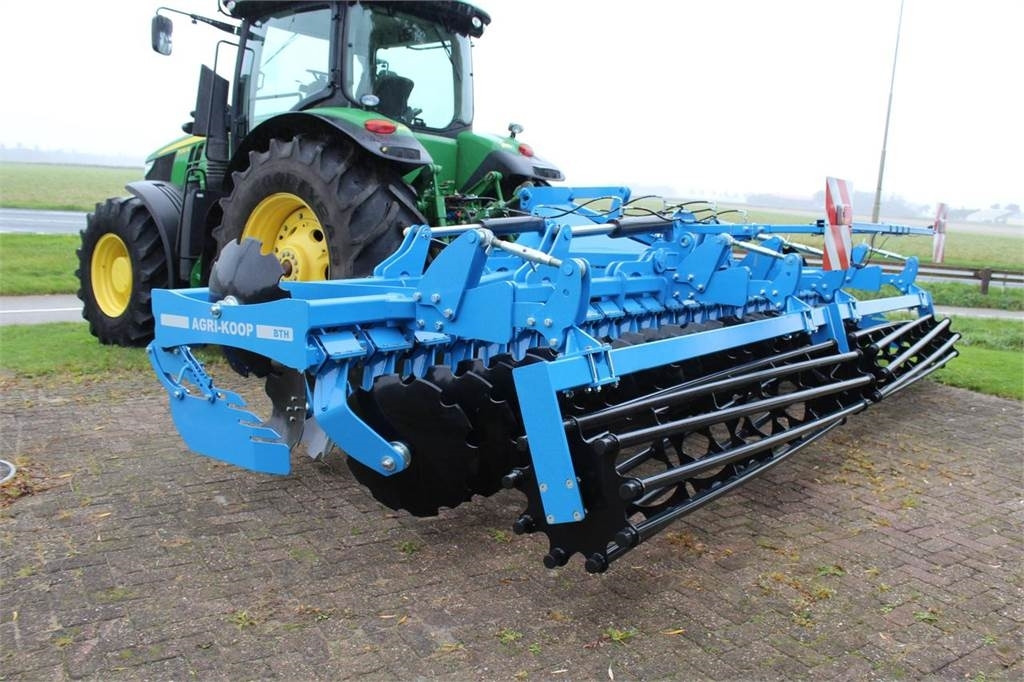 Agri-Koop BTH60 - Scheibenegge: das Bild 1 Agri-Koop BTH60 - Scheibenegge: das Bild 1