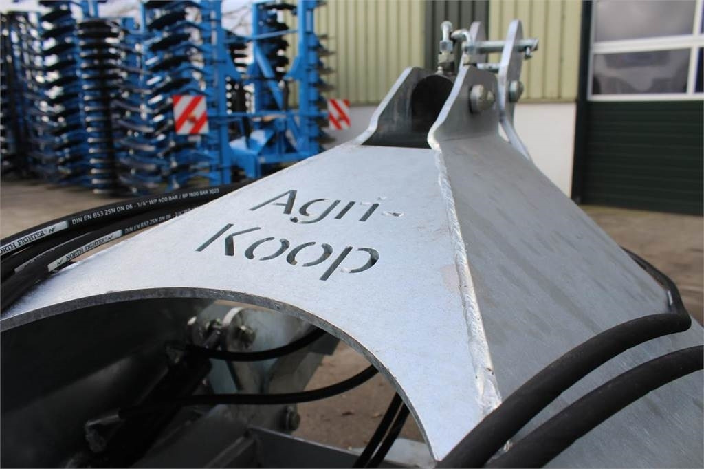 Agri-Koop Kopakker vlakker - Technik für Bodenbearbeitung: das Bild 2 Agri-Koop Kopakker vlakker - Technik für Bodenbearbeitung: das Bild 2