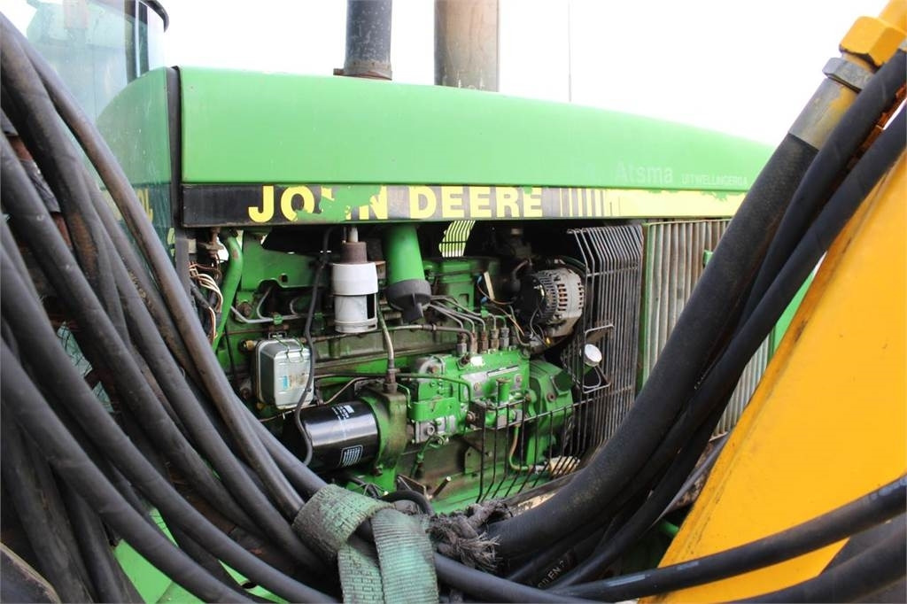 Traktor John Deere 4055: das Bild 6