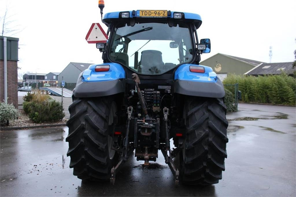 New Holland T6010 Plus - Traktor: das Bild 5 New Holland T6010 Plus - Traktor: das Bild 5
