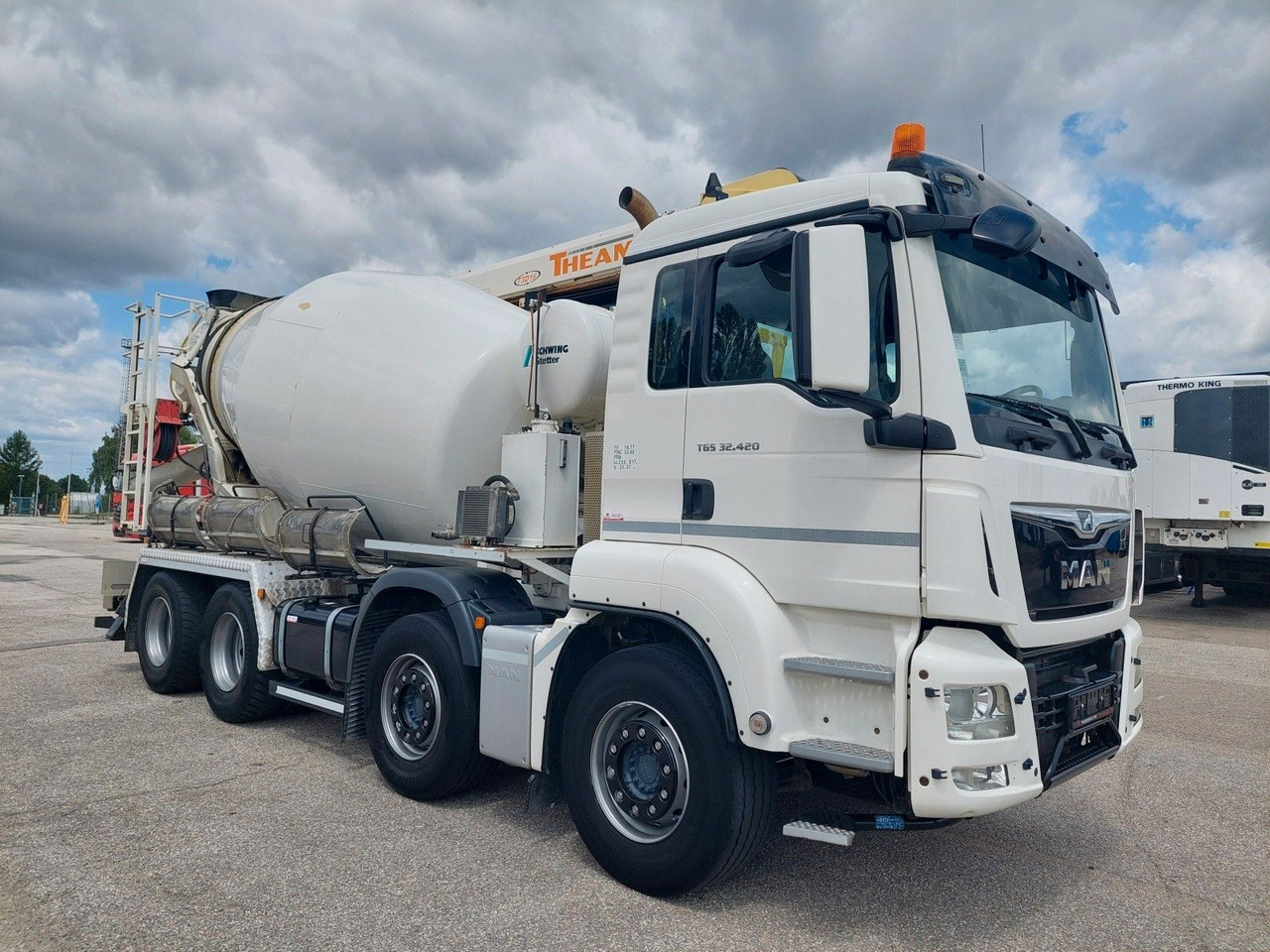 MAN TGS 32.420 BB Stetter AM 8 FHCBL + Theam T3D16 - Fahrmischer: das Bild 2 MAN TGS 32.420 BB Stetter AM 8 FHCBL + Theam T3D16 - Fahrmischer: das Bild 2