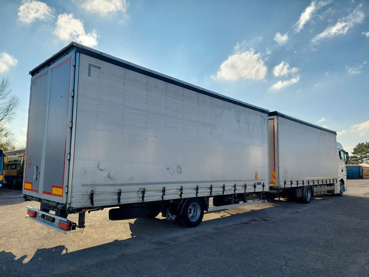 MAN TGX 18.470 LL + Gniotpol G-4080 120 m3 Durchbar - Plane LKW: das Bild 4 MAN TGX 18.470 LL + Gniotpol G-4080 120 m3 Durchbar - Plane LKW: das Bild 4