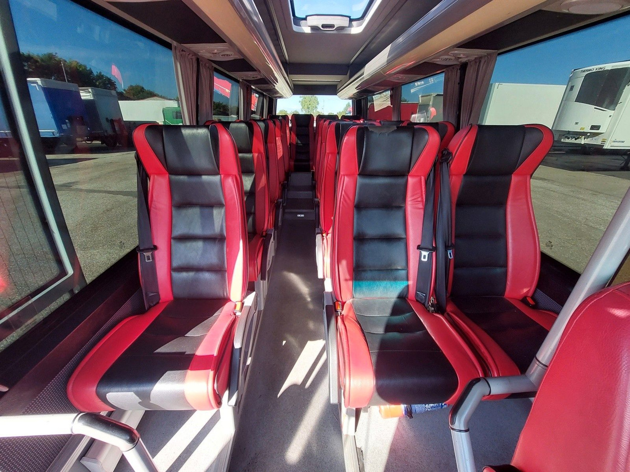 Kleinbus, Personentransporter Mercedes-Benz Sprinter 519 CDI: das Bild 13