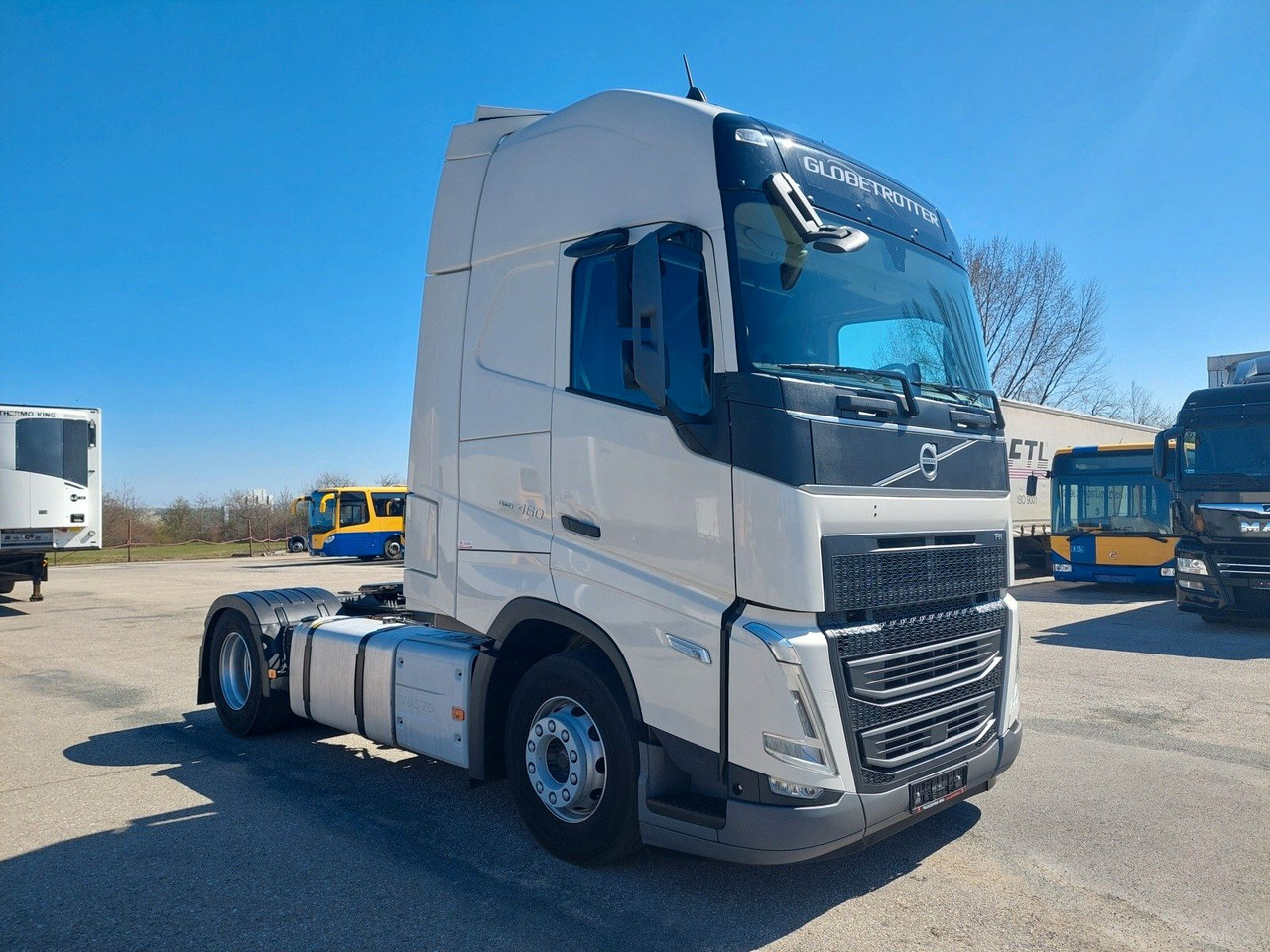 Volvo FH 13 Globetrotter XL 460 I-SAVE - Sattelzugmaschine: das Bild 2 Volvo FH 13 Globetrotter XL 460 I-SAVE - Sattelzugmaschine: das Bild 2