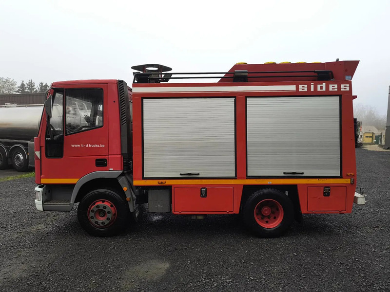 Feuerwehrfahrzeug Iveco Eurocargo 38 025 KM (!) - LIGHT TOWER - GENERATOR - 525L TANK: das Bild 8