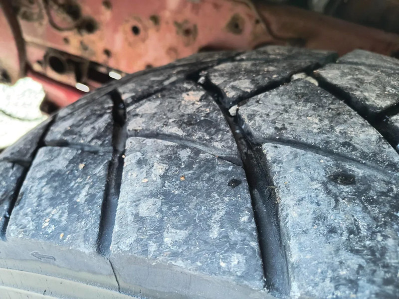 Kipper, Autokran Iveco Eurotech 190 E27 - TIPPER + CRANE FASSI - 350 250KM: das Bild 13 Kipper, Autokran Iveco Eurotech 190 E27 - TIPPER + CRANE FASSI - 350 250KM: das Bild 13