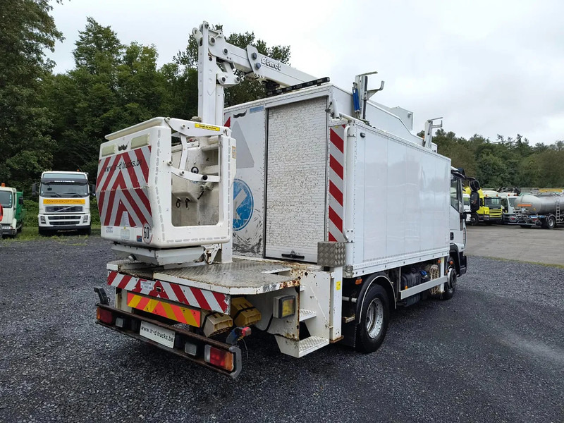 Iveco EuroCargo 120 120E18 + COMET 151TAL (15 m) - LKW: das Bild 4 Iveco EuroCargo 120 120E18 + COMET 151TAL (15 m) - LKW: das Bild 4