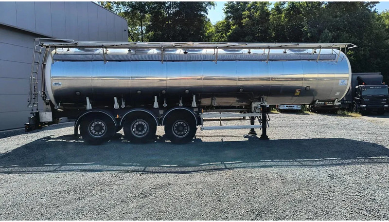 Magyar INSULATED INOX TANK 29000 L - 6 COMPARTIMENTS (!) - Tankauflieger: das Bild 3 Magyar INSULATED INOX TANK 29000 L - 6 COMPARTIMENTS (!) - Tankauflieger: das Bild 3