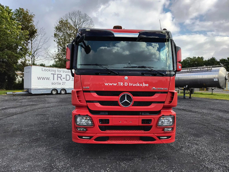 Mercedes-Benz Actros 3360 V8 CRANE HIAB 251S80 - 6X4 - V8 - Holztransporter, Autokran: das Bild 2 Mercedes-Benz Actros 3360 V8 CRANE HIAB 251S80 - 6X4 - V8 - Holztransporter, Autokran: das Bild 2