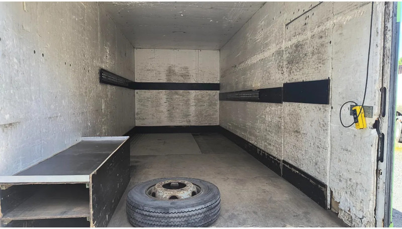 Koffer LKW Mercedes-Benz Atego 815: das Bild 6