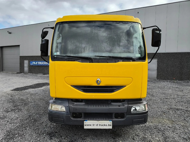 Renault Midlum 220 10500L FUEL / CARBURANT - 4 COMP/A LAMES - Tankwagen: das Bild 2 Renault Midlum 220 10500L FUEL / CARBURANT - 4 COMP/A LAMES - Tankwagen: das Bild 2