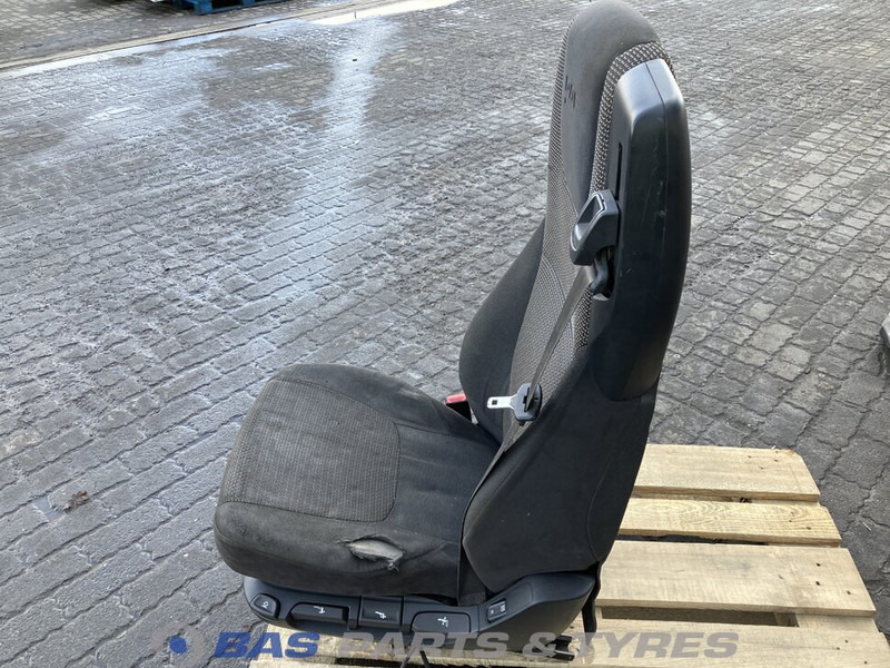 DAF CF Euro 6 Bestuurdersstoel DAF 1978886 - Sitz für LKW: das Bild 4 DAF CF Euro 6 Bestuurdersstoel DAF 1978886 - Sitz für LKW: das Bild 4