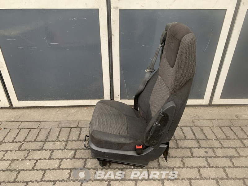 DAF CF Euro 6 Bijrijdersstoel DAF 1844380 - Sitz für LKW: das Bild 2 DAF CF Euro 6 Bijrijdersstoel DAF 1844380 - Sitz für LKW: das Bild 2