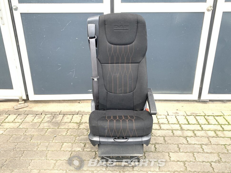 DAF CF Euro 6 Bijrijdersstoel DAF 2104712 - Sitz für LKW: das Bild 1 DAF CF Euro 6 Bijrijdersstoel DAF 2104712 - Sitz für LKW: das Bild 1