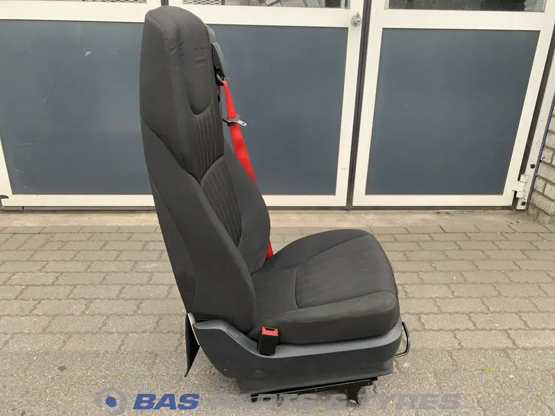 DAF CF Euro 6 Bijrijdersstoel DAF 2105730 - Sitz für LKW: das Bild 4 DAF CF Euro 6 Bijrijdersstoel DAF 2105730 - Sitz für LKW: das Bild 4