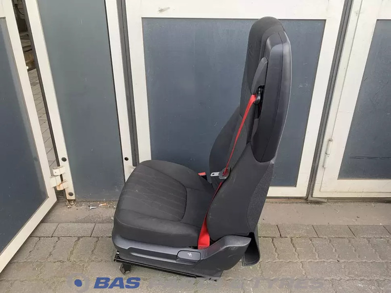DAF CF Euro 6 Bijrijdersstoel DAF 2105730 - Sitz für LKW: das Bild 2 DAF CF Euro 6 Bijrijdersstoel DAF 2105730 - Sitz für LKW: das Bild 2