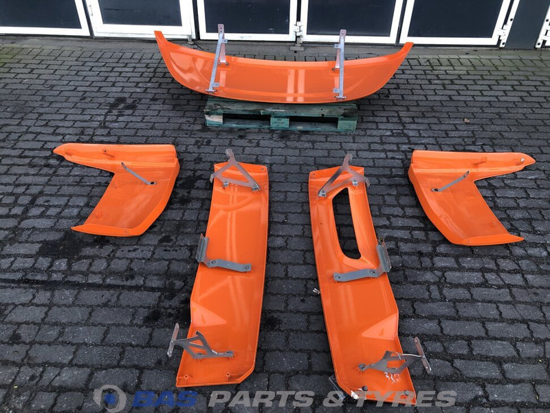 DAF CF Euro 6 Spoilerset DAF Space Cab L2H2 2036617 - Aeropack/ Spoiler für LKW: das Bild 4 DAF CF Euro 6 Spoilerset DAF Space Cab L2H2 2036617 - Aeropack/ Spoiler für LKW: das Bild 4