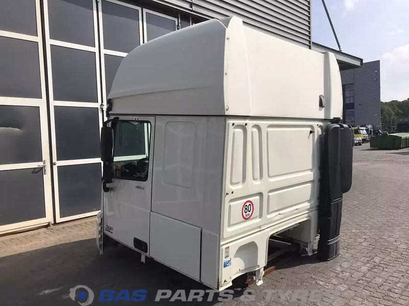 DAF XF106 - Fahrerhaus und Interieur für LKW: das Bild 3 DAF XF106 - Fahrerhaus und Interieur für LKW: das Bild 3