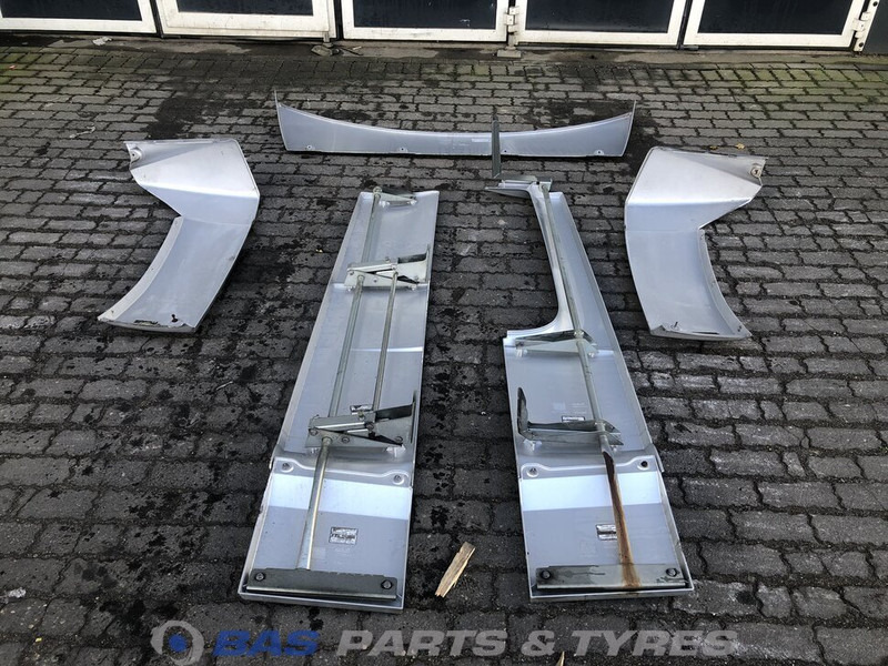 DAF XF106 Spoilerset DAF Super Space Cab L2H3 1671845 - Aeropack/ Spoiler für LKW: das Bild 4 DAF XF106 Spoilerset DAF Super Space Cab L2H3 1671845 - Aeropack/ Spoiler für LKW: das Bild 4
