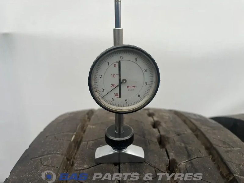 Goodyear Goodyear 315/70R22.5 FUELMAX S G2 156/150 M+S 3PMSF gebruikte set - Reifen für LKW: das Bild 3 Goodyear Goodyear 315/70R22.5 FUELMAX S G2 156/150 M+S 3PMSF gebruikte set - Reifen für LKW: das Bild 3