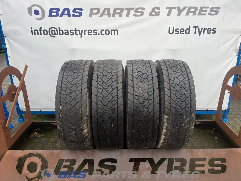Goodyear Goodyear 315/70R22.5 KMAX D G2 154/152 M+S 3PMSF gebruikte set - Reifen für LKW: das Bild 1 Goodyear Goodyear 315/70R22.5 KMAX D G2 154/152 M+S 3PMSF gebruikte set - Reifen für LKW: das Bild 1