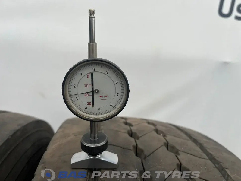 Goodyear Goodyear 315/70R22.5 Kmax S HL G2 156/150 M+S 3PMSF gebruikte set - Reifen für LKW: das Bild 3 Goodyear Goodyear 315/70R22.5 Kmax S HL G2 156/150 M+S 3PMSF gebruikte set - Reifen für LKW: das Bild 3