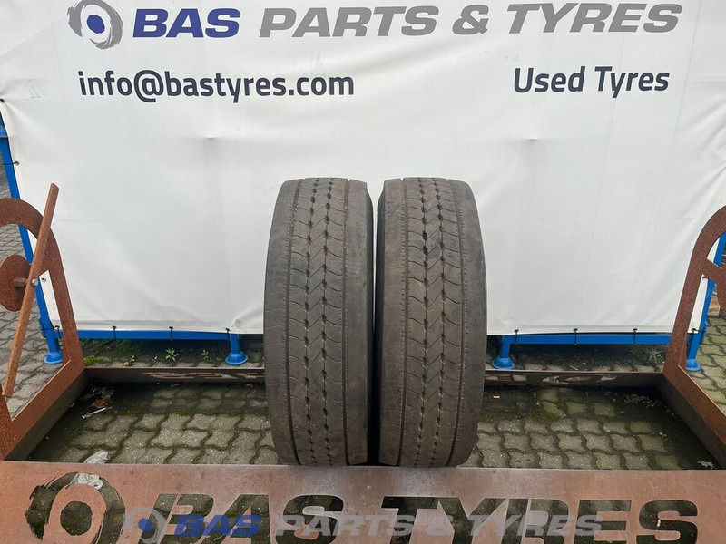 Goodyear Goodyear 315/70R22.5 Kmax S HL G2 156/150 M+S 3PMSF gebruikte set - Reifen für LKW: das Bild 1 Goodyear Goodyear 315/70R22.5 Kmax S HL G2 156/150 M+S 3PMSF gebruikte set - Reifen für LKW: das Bild 1