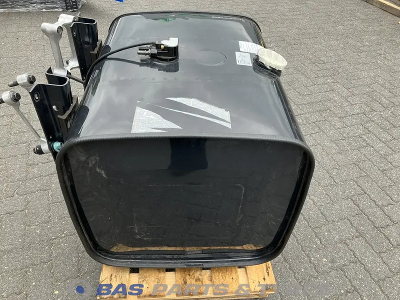 MAN - Kraftstofftank für LKW: das Bild 2 MAN - Kraftstofftank für LKW: das Bild 2