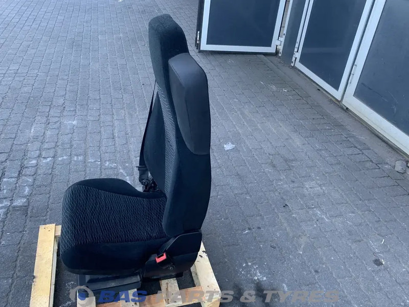 Mercedes-Benz Actros MP4 - Sitz für LKW: das Bild 3 Mercedes-Benz Actros MP4 - Sitz für LKW: das Bild 3