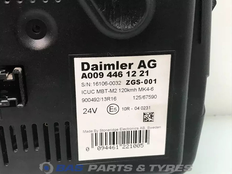 Mercedes-Benz Actros MP4 - Armaturenbrett für LKW: das Bild 3 Mercedes-Benz Actros MP4 - Armaturenbrett für LKW: das Bild 3