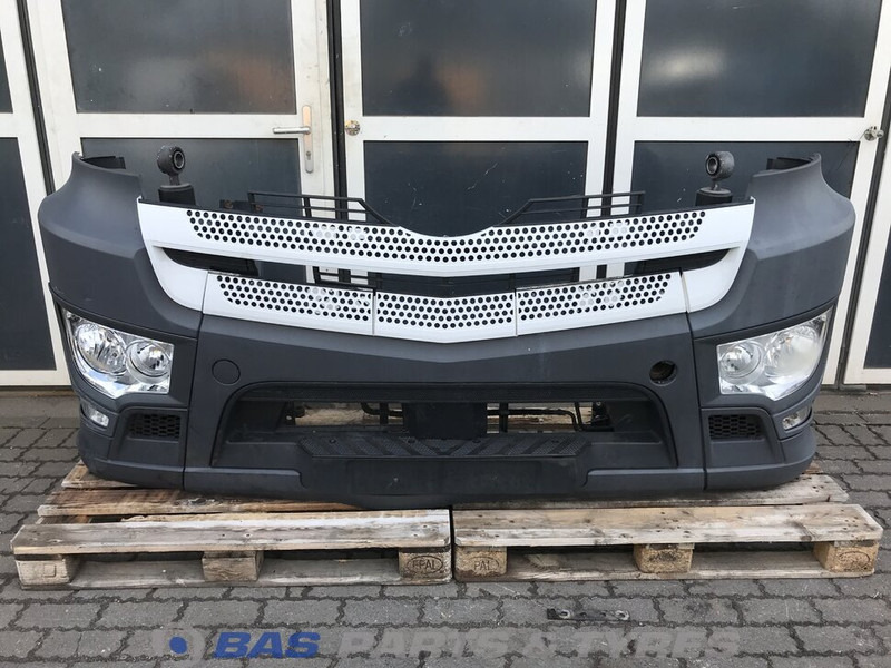 Mercedes-Benz Antos MP4 - Stoßstange für LKW: das Bild 1 Mercedes-Benz Antos MP4 - Stoßstange für LKW: das Bild 1
