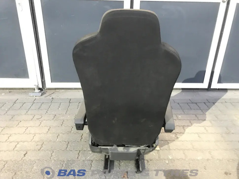 Mercedes-Benz Atego Bestuurdersstoel Mercedes A 967 910 29 01 - Sitz für LKW: das Bild 3 Mercedes-Benz Atego Bestuurdersstoel Mercedes A 967 910 29 01 - Sitz für LKW: das Bild 3