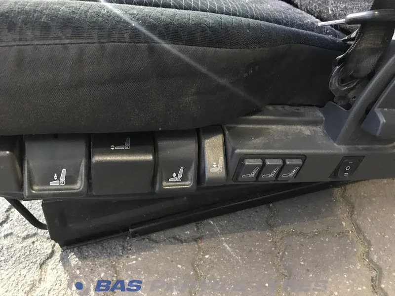 Mercedes-Benz Atego Bestuurdersstoel Mercedes A 967 910 29 01 - Sitz für LKW: das Bild 5 Mercedes-Benz Atego Bestuurdersstoel Mercedes A 967 910 29 01 - Sitz für LKW: das Bild 5