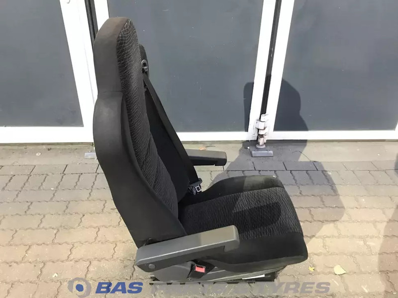Mercedes-Benz Atego Bestuurdersstoel Mercedes A 967 910 29 01 - Sitz für LKW: das Bild 4 Mercedes-Benz Atego Bestuurdersstoel Mercedes A 967 910 29 01 - Sitz für LKW: das Bild 4