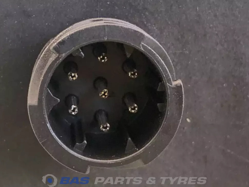 Scania Achterlicht gecomb. rechts Scania 2908051 - Heckleuchte für LKW: das Bild 3 Scania Achterlicht gecomb. rechts Scania 2908051 - Heckleuchte für LKW: das Bild 3