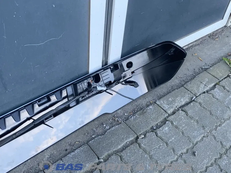 Scania G-Serie Zonneklep Scania CG-20 Normal L3H2 2341420 - Sonnenblende für LKW: das Bild 5 Scania G-Serie Zonneklep Scania CG-20 Normal L3H2 2341420 - Sonnenblende für LKW: das Bild 5