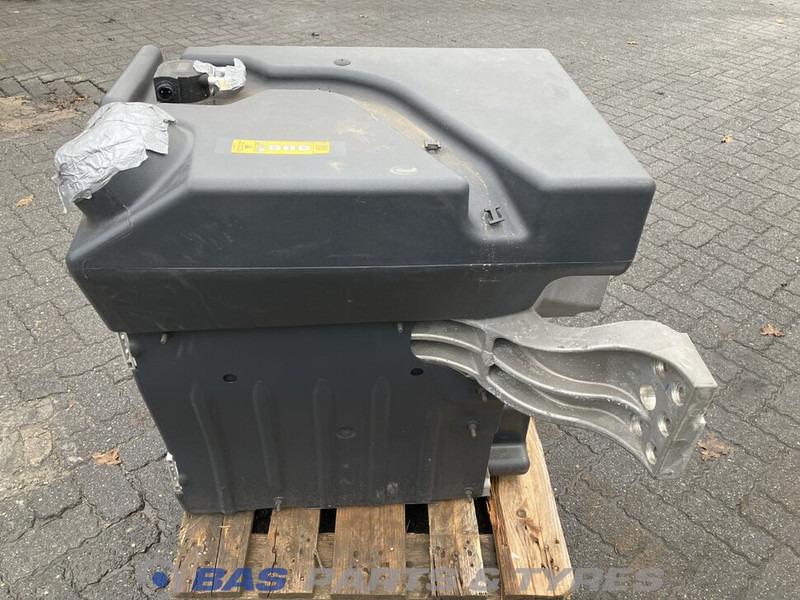 Volvo Brandstoftank Volvo 290 Liter 22951971 - Kraftstofftank für LKW: das Bild 4 Volvo Brandstoftank Volvo 290 Liter 22951971 - Kraftstofftank für LKW: das Bild 4