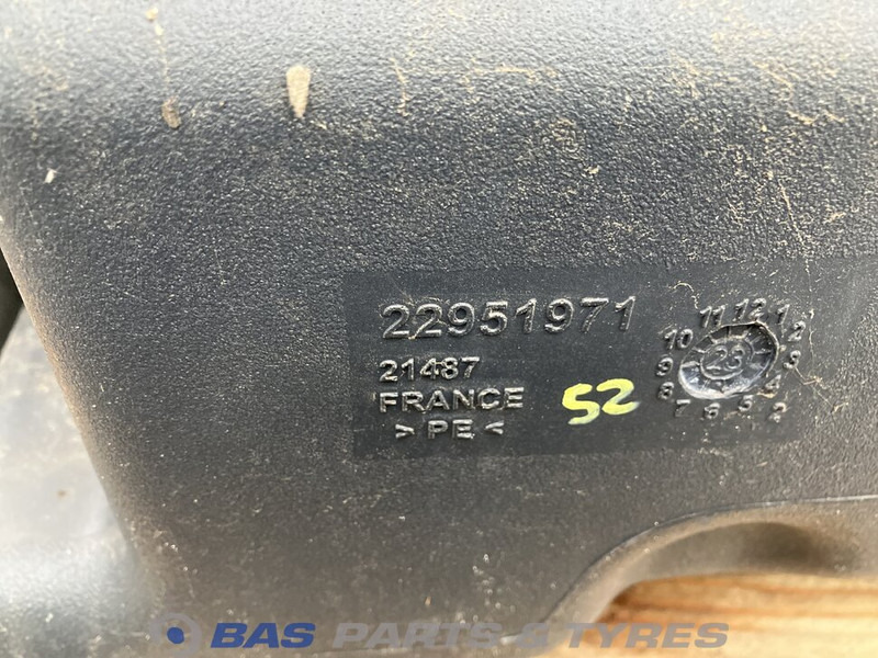 Volvo Brandstoftank Volvo 290 Liter 22951971 - Kraftstofftank für LKW: das Bild 5 Volvo Brandstoftank Volvo 290 Liter 22951971 - Kraftstofftank für LKW: das Bild 5