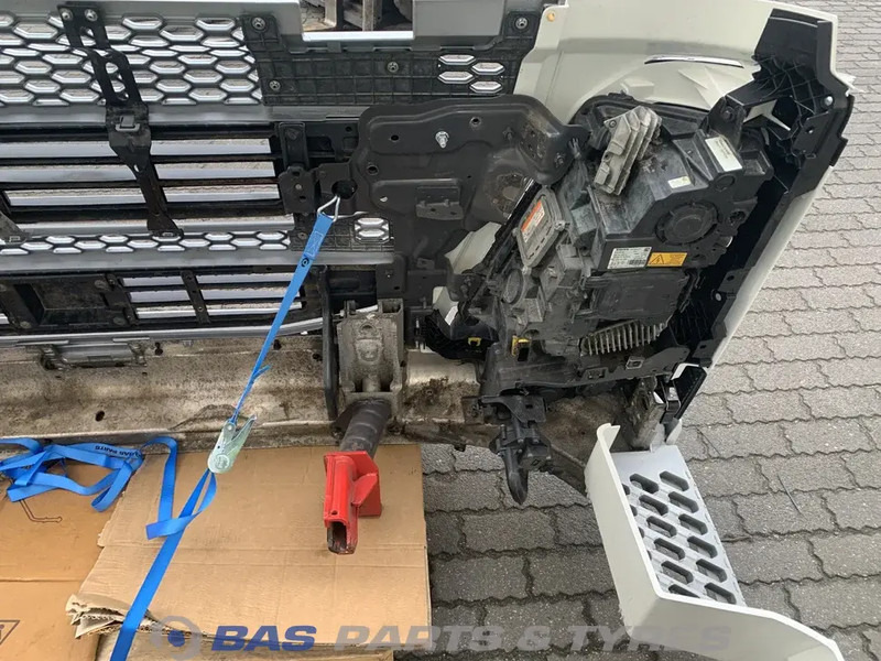 Volvo FH4 Bumper Volvo 82492251 - Stoßstange für LKW: das Bild 5 Volvo FH4 Bumper Volvo 82492251 - Stoßstange für LKW: das Bild 5