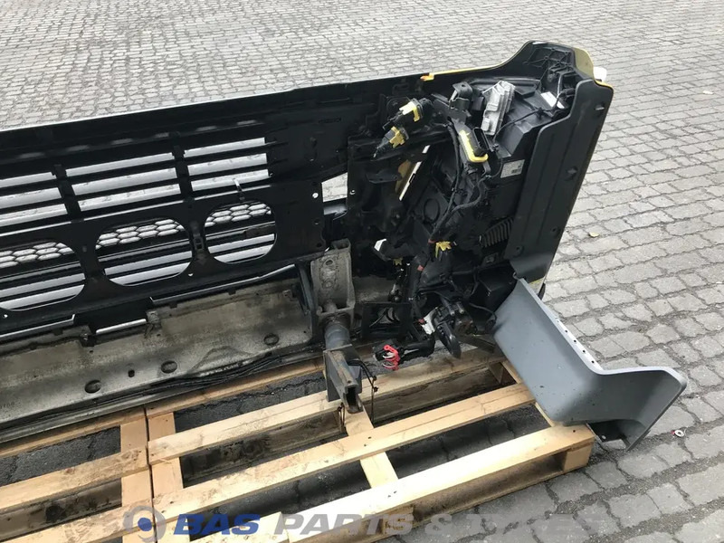 Volvo FM4 Bumper Volvo 21963534 - Stoßstange für LKW: das Bild 5 Volvo FM4 Bumper Volvo 21963534 - Stoßstange für LKW: das Bild 5