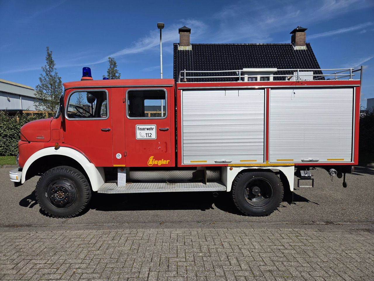 Mercedes-Benz LAF 1113 B 4X4 Turbo Diesel (170 PK) brandweerwagen - Feuerwehrfahrzeug: das Bild 1 Mercedes-Benz LAF 1113 B 4X4 Turbo Diesel (170 PK) brandweerwagen - Feuerwehrfahrzeug: das Bild 1