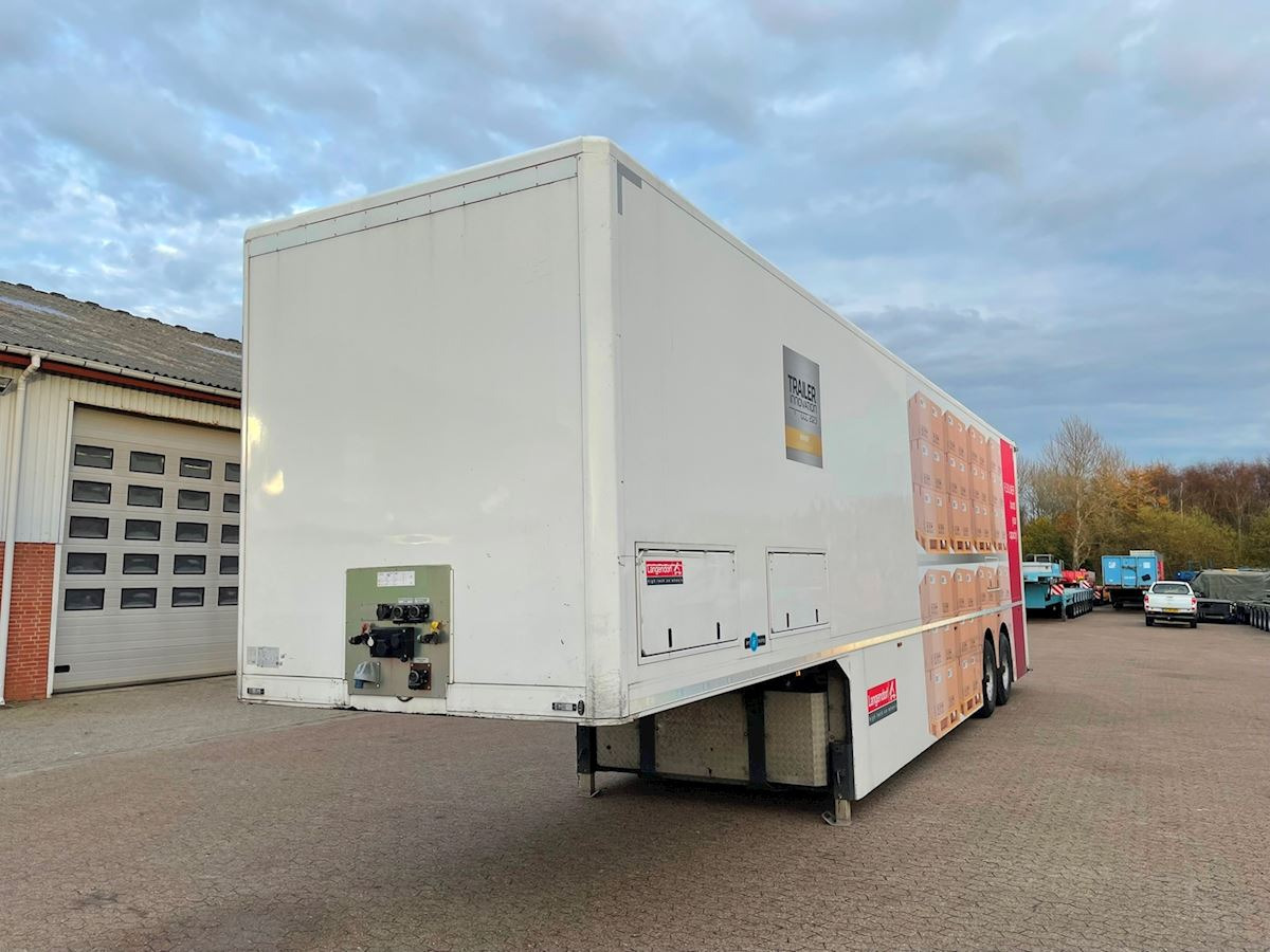 Langendorf Dobbeltstock - Koffer Auflieger: das Bild 4 Langendorf Dobbeltstock - Koffer Auflieger: das Bild 4