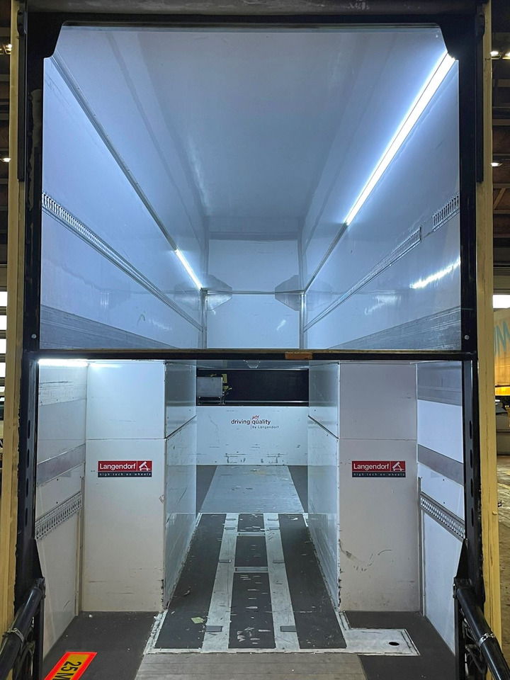 Langendorf Dobbeltstock - Koffer Auflieger: das Bild 5 Langendorf Dobbeltstock - Koffer Auflieger: das Bild 5