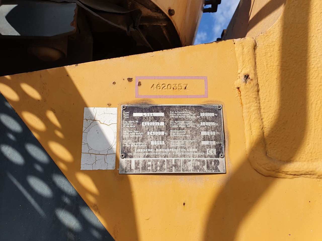 LIEBHERR L564 (1999) - Radlader: das Bild 2 LIEBHERR L564 (1999) - Radlader: das Bild 2